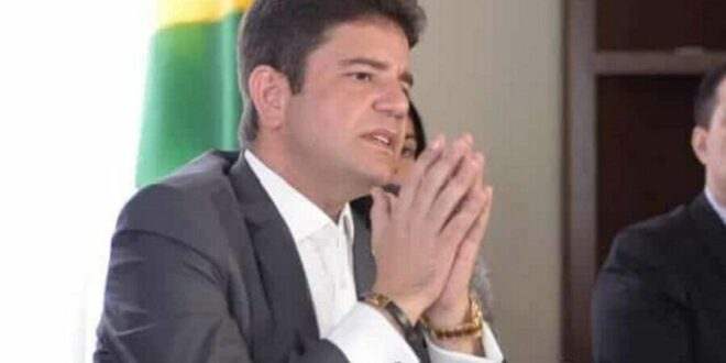 "O governador do Acre está sob suspeita pela relação familiar incestuosa nesse escândalo chamado "Máfia dos Precatórios¨, diz Zen