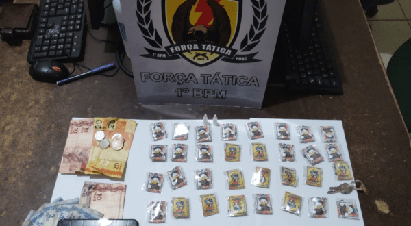 Homem de 19 anos tenta fugir, mas é preso com drogas em Rio Branco