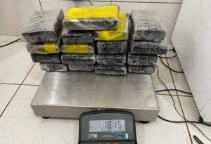 Polícia apreende mais de 18 quilos de maconha em táxi com destino a Rio Branco