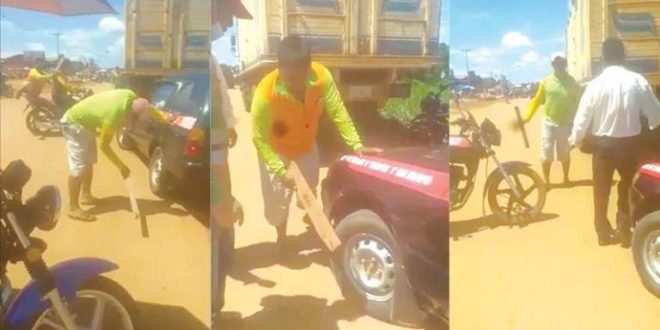 Bolivianos furam pneus de carros que circulam pela cidade durante protesto