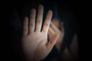 Adolescente é estuprada um dia antes do aniversário de 14 anos