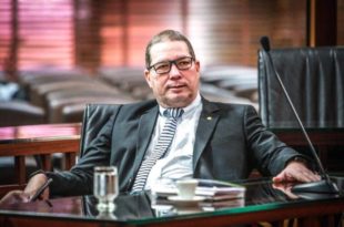 A Lei nº 3.795, aprovada pelos deputados estaduais