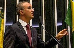 ”Bolsonaro virou as costas para o Acre e governo Gladson continua  inerte”, diz Leo de Brito