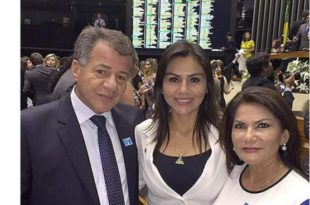 Coluna- Na implosão do MDB só se salvam os Sales