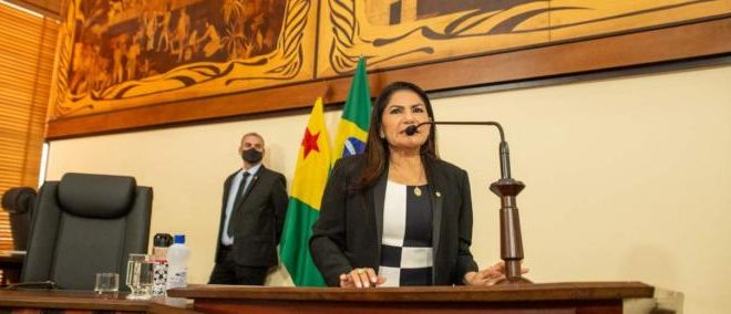 Deputada Antônia Sales pede solução para impasse sobre visitas nos presídios do Estado