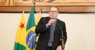 Deputado Chico Viga defende que o governo pague servidores da Educação quem não têm capacitação técnica com recursos próprios