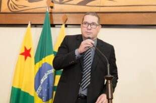 Deputado Chico Viga defende que o governo pague servidores da Educação quem não têm capacitação técnica com recursos próprios