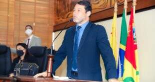 Deputado Roberto Duarte afirma que Estado se tornou um caos devido às manifestações de trabalhadores por descaso do governo