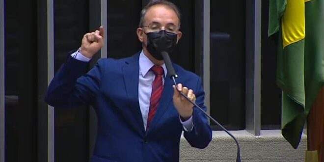 Maior escândalo de corrupção da história do Acre”, diz Leo de Brito sobre operação da PF que investiga cúpula do governo Gladson