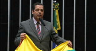 Médico do vice-governador afirma que quadro clínico é estável e Rocha respira sem ajuda de aparelhos