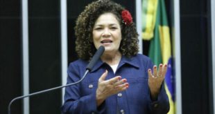 Gladson tem que explicar para onde foram desviados os R$ 800 milhões”, diz Perpétua sobre operação da PF