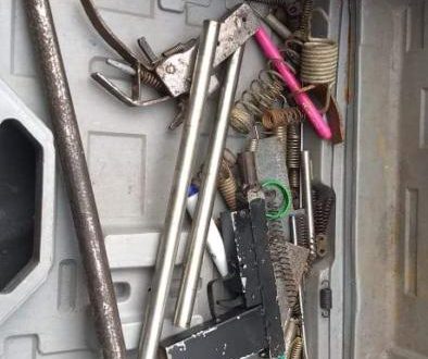 Bujari: ‘Casal do tráfico’ é preso armado em casa de desmanche de moto