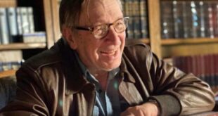 Bolsonaro decreta luto oficial no país pela morte de Olavo de Carvalho