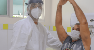 Centro de Reabilitação e Fisioterapia da Fundhacre: por falta de equipamentos, profissionais trabalham com aparelhos artesanais feitos a partir de reciclagem