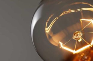 Distribuidoras de energia lucram mais na crise hídrica mesmo com dívida maior