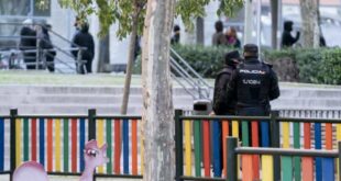 Homem vende a filha por dois saquinhos de cocaína