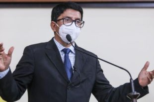Covid-19: com alta no número de novos casos no AC, mas baixa internação, Jenilson Leite reforça eficácia da vacina