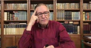 Olavo de Carvalho morre aos 74 anos