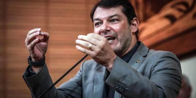 Roberto Duarte quer convocação de sessão extraordinária para debater a crise política instalada no governo a partir da Operação Ptolomeu