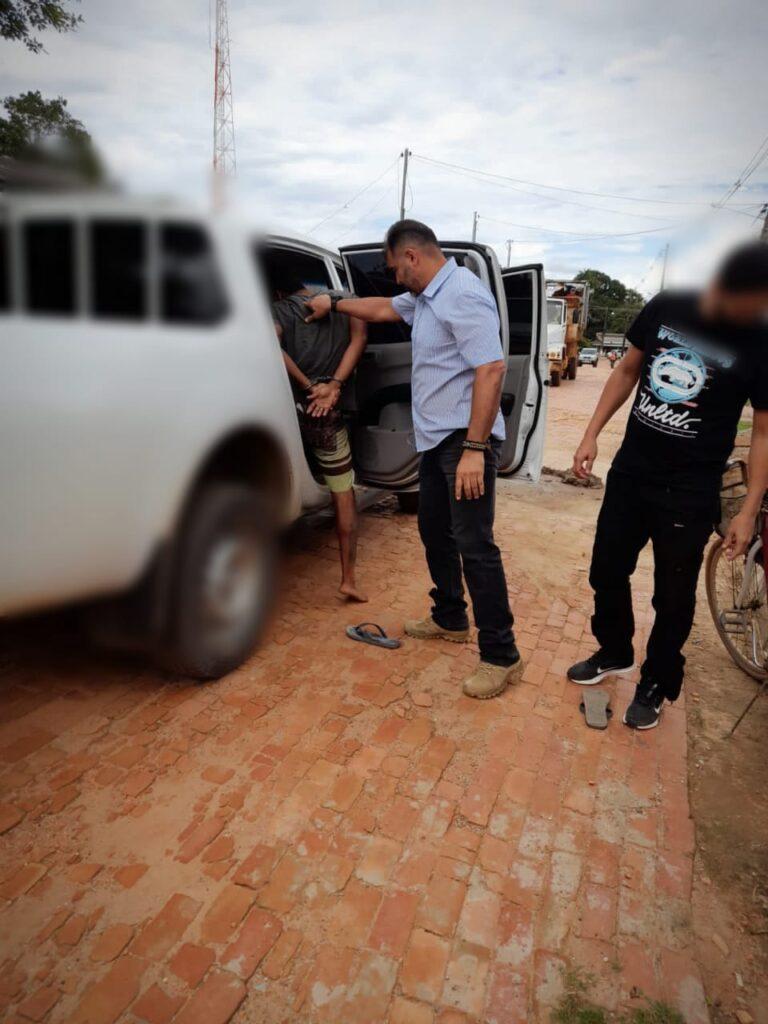 Suspeitos de assaltarem idosa de 78 anos em comércio de Xapuri são presos em flagrante