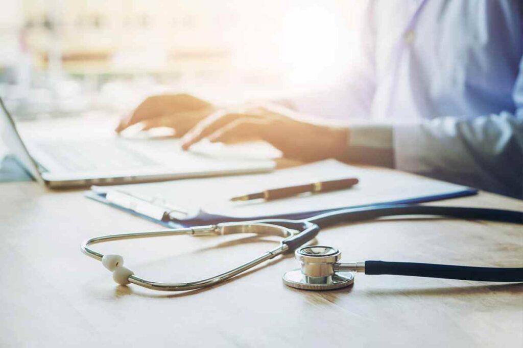 MP denuncia médico que cobrava por consulta em posto de saúde 2 MP denuncia médico que cobrava por consulta em posto de saúde