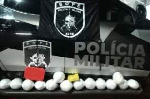 Homem esconde drogas na bolsa de criança e é preso pela Polícia Militar