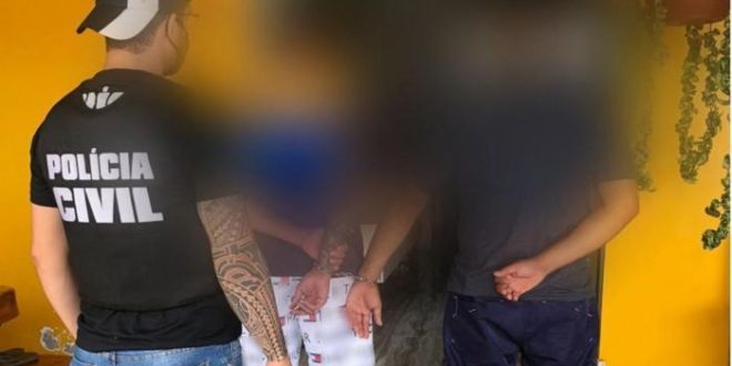 Irmãos amarraram pai em árvore e o agrediram a pauladas até a morte, diz delegado
