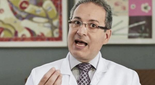 Condenado por abuso, médico admite que tocava clitóris de pacientes