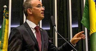 Vale-gás começa a ser pago nesta terça e deve beneficiar 51 mil famílias no Acre, informa Leo de Brito
