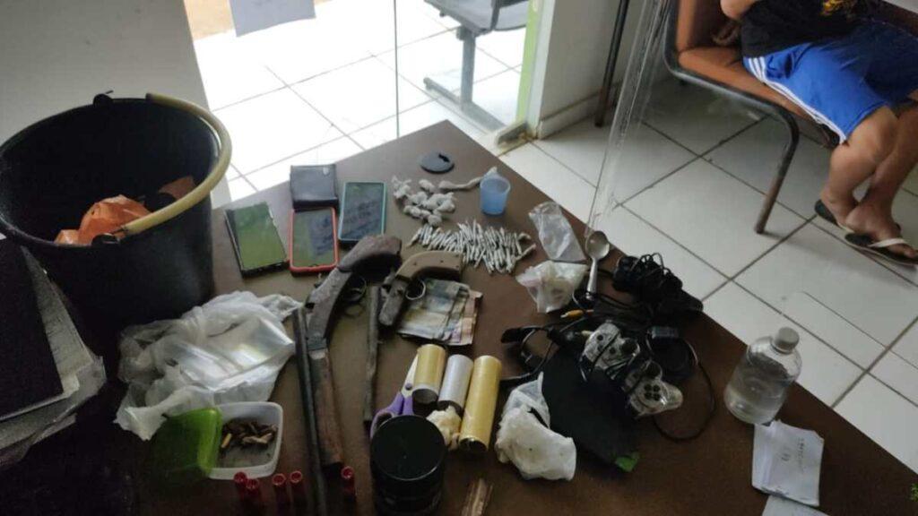 8º BPM apreende armas de fogo e entorpecente na cidade de Manoel Urbano
