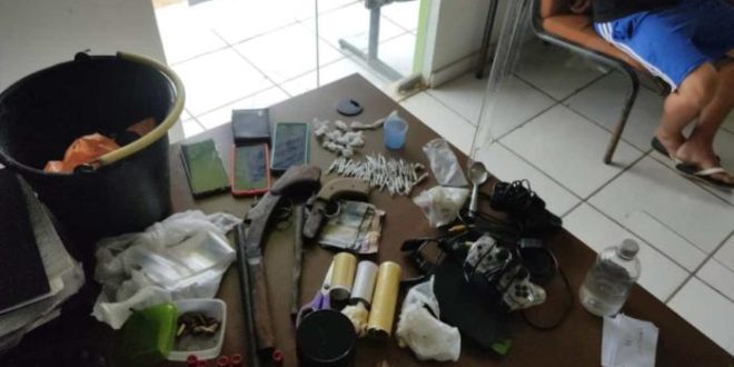 8º BPM apreende armas de fogo e entorpecente na cidade de Manoel Urbano
