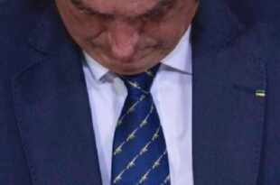 Bolsonaro embarca na Base Aérea, mas Palácio do Planalto não confirma destino