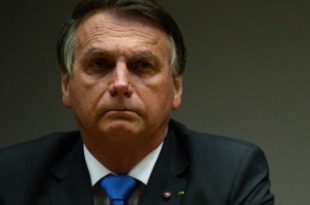 Bolsonaro promete reajuste a servidores somente em 2023