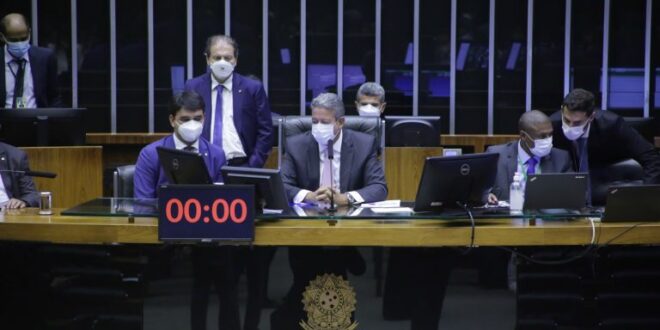 Câmara aprova projeto que altera regras de registro de agrotóxicos