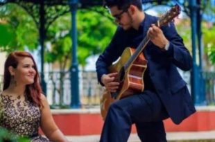 Cantora que deu à luz internada com Covid-19 em Manaus completa 400 dias