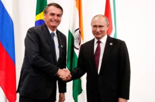 Comitiva de Bolsonaro na Rússia inclui expoentes da ala ideológica da Cultura
