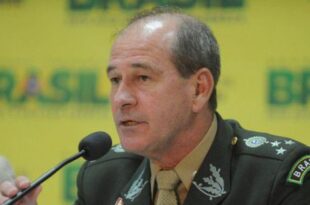 Contrariado com volta de ataques às urnas, general desiste de cargo no TSE