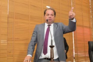 Deputado Marcus Cavalcante apresenta PL que prevê assistência psicológica para mulheres vítimas de violência doméstica
