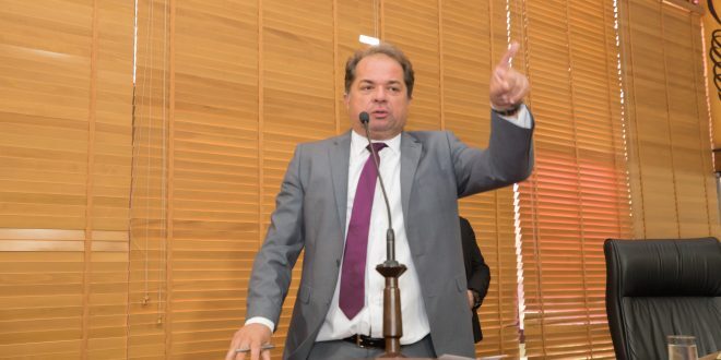 Deputado Marcus Cavalcante apresenta PL que prevê assistência psicológica para mulheres vítimas de violência doméstica