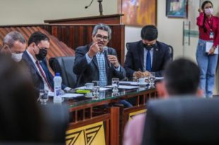 Edvaldo Magalhães solicita ao governo atendimento imediato aos moradores do Gregório, que sofrem com a alagação