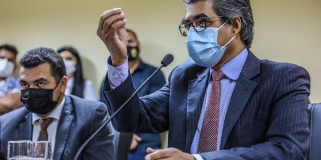 Edvaldo sai em defesa dos servidores públicos e diz que projeto do reajuste salarial precisa ser melhor discutido com as categorias