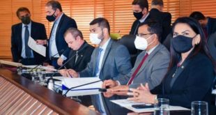 Aleac aprova isenção da cobrança de ICMS para produtores de farinha após intermediações de Nicolau e Gonzaga