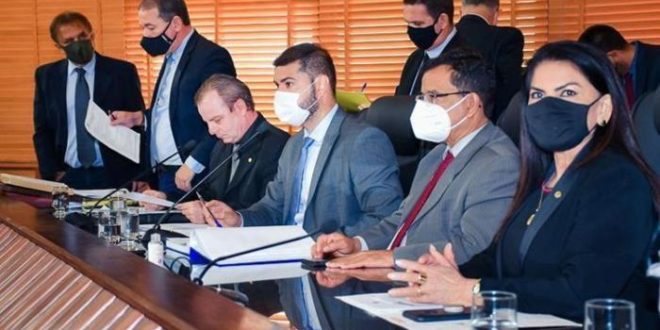 Aleac aprova isenção da cobrança de ICMS para produtores de farinha após intermediações de Nicolau e Gonzaga