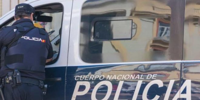 Jovem de 15 anos mata família após ter ficado de castigo por notas baixas