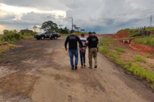 Jovem de 18 anos é preso em flagrante por tráfico de drogas na BR-317