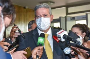 Lira quer consenso entre Câmara e Senado sobre propostas dos combustíveis