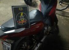 Motociclistas acusados de assalto são presos no bairro Placas, em Rio Branco