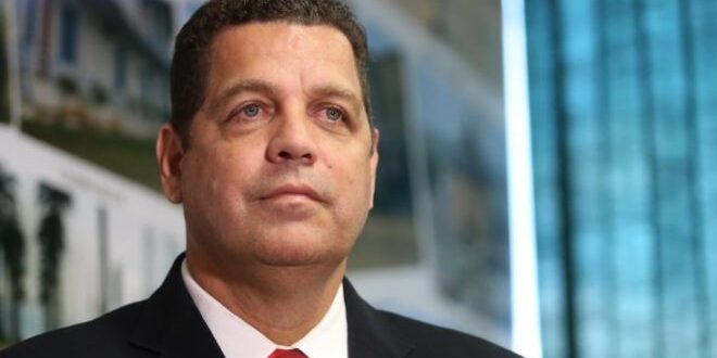 "Não tenho compromisso com o ilícito", diz Rocha sobre acusação de ser responsável pelo inferno astral de Gladson Cameli