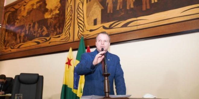 Pedro Longo destaca esforço do governo para amparar população de Jordão