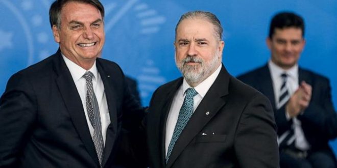 PGR perde arquivamento de investigação contra presidente no caso Covaxin